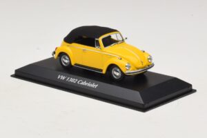 Volkswagen 1302 Kabriolet Žlutý Maxichamps 1:43 940055030 Kov – obrázek 3 z 5