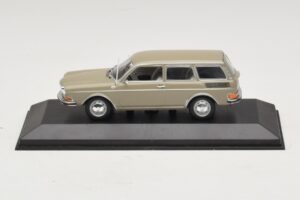 Volkswagen 411 LE Variant Savanna Beige Minichamps 1:43 Volkswagen 411 LE Variant Savanna Beige Minichamps 1:43 400051114 Kov
