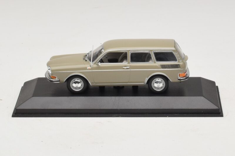 Volkswagen 411 LE Variant Savanna Beige Minichamps 1:43 400051114 Kov