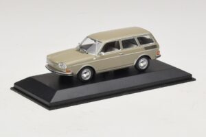 Volkswagen 411 LE Variant Savanna Beige Minichamps 1:43 400051114 Kov – obrázek 2 z 5