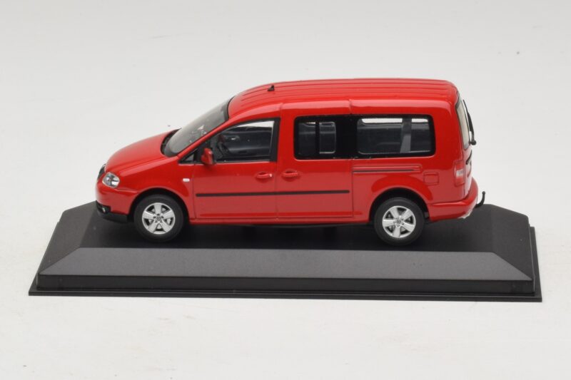 Volkswagen Caddy 2K Bus Červený Minichamps 1:43 CADDY009 Kov