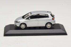 Volkswagen Golf Plus Mk5 Stříbrný Náhradní Krabice Minichamps 1:43 400054370-R1 Kov