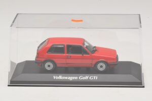 Volkswagen Golf GTI Mk2 Červený Maxichamps 1:43 940054121 Kov – obrázek 4 z 5