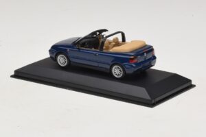 Volkswagen Golf Mk4 Kabriolet Modrý Dealerská Edice Minichamps 1:43 GOLF005 Kov – obrázek 3 z 5