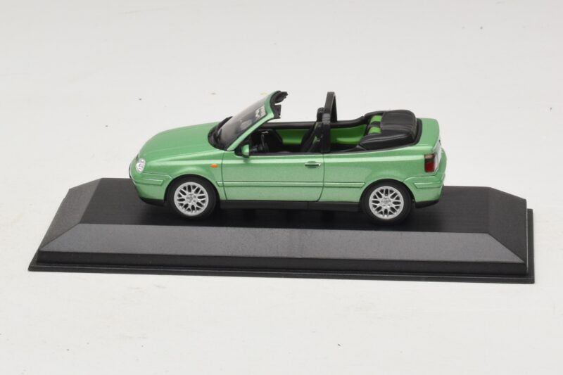 Volkswagen Golf Mk4 Kabriolet Zelená Metalíza Minichamps 1:43 430058335 Kov