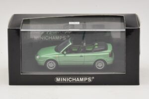 Volkswagen Golf Mk4 Kabriolet Zelená Metalíza Minichamps 1:43 430058335 Kov – obrázek 5 z 5