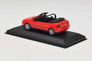 Volkswagen Golf Mk4 Kabriolet Červený Dealerská Edice Minichamps 1:43 GOLF006 Kov – obrázek 3 z 5