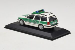 Volkswagen Golf Mk4 Variant Polizei Minichamps 1:43 430056090 Kov – obrázek 3 z 5