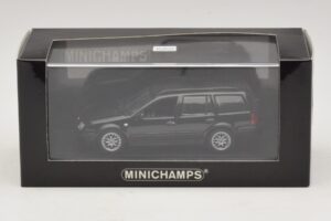 Volkswagen Golf Mk4 Variant Sport Highline BBS Edition Černý Náhradní Krabice Minichamps 1:43 GOLF008-R1 Kov – obrázek 5 z 5