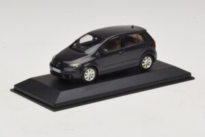 Volkswagen Golf Plus Mk5 Černý Minichamps 1:43 GOLF007 Kov – obrázek 2 z 5