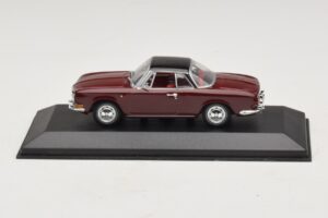 Volkswagen Karmann Ghia Červený S Černou Střechou Minichamps 1:43 GHIA002 Kov