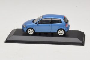 Volkswagen Polo 9N3 Modrý Minichamps 1:43 Volkswagen Polo 9N3 Modrý Minichamps 1:43 POLO001 Kov