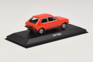 Volkswagen Polo Mk1 Červený Maxichamps 1:43 940050500 Kov – obrázek 2 z 5