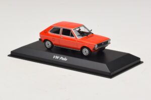 Volkswagen Polo Mk1 Červený Maxichamps 1:43 940050500 Kov – obrázek 3 z 5