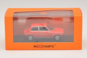 Volkswagen Polo Mk1 Červený Maxichamps 1:43 940050500 Kov – obrázek 5 z 5