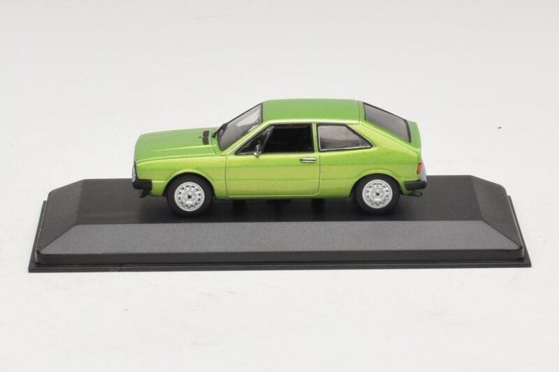 Volkswagen Scirocco Mk1 Zelená Metalíza Náhradní Krabice Maxichamps 1:43 940050420-R1 Kov