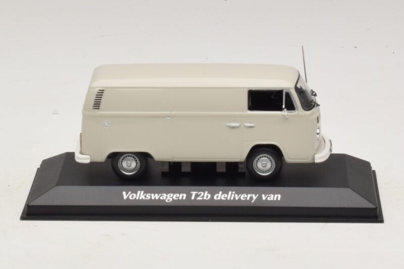 Volkswagen T2b Dodávka Šedý Maxichamps 1:43 940053060 Kov