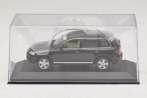 Volkswagen Touareg 7L Černý Minichamps 1:43 TOUAREG002 Kov – obrázek 4 z 5