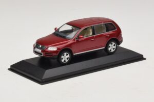Volkswagen Touareg 7L Červený Minichamps 1:43 TOUAREG003 Kov – obrázek 2 z 5