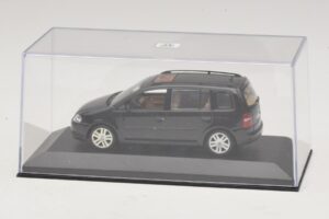 Volkswagen Touran 1T Černý Minichamps 1:43 TOURAN005 Kov – obrázek 4 z 5
