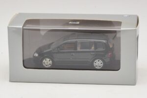 Volkswagen Touran 1T Černý Minichamps 1:43 TOURAN005 Kov – obrázek 5 z 5
