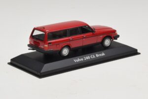Volvo 240 GL Kombi Červený Maxichamps 1:43 940171410 Kov – obrázek 2 z 5